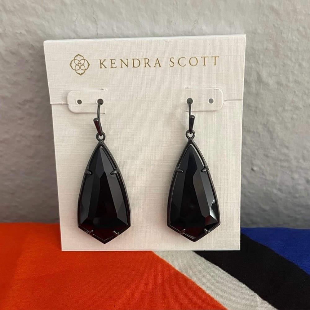 Kendra Scott Carla Earrings/Gunmetal